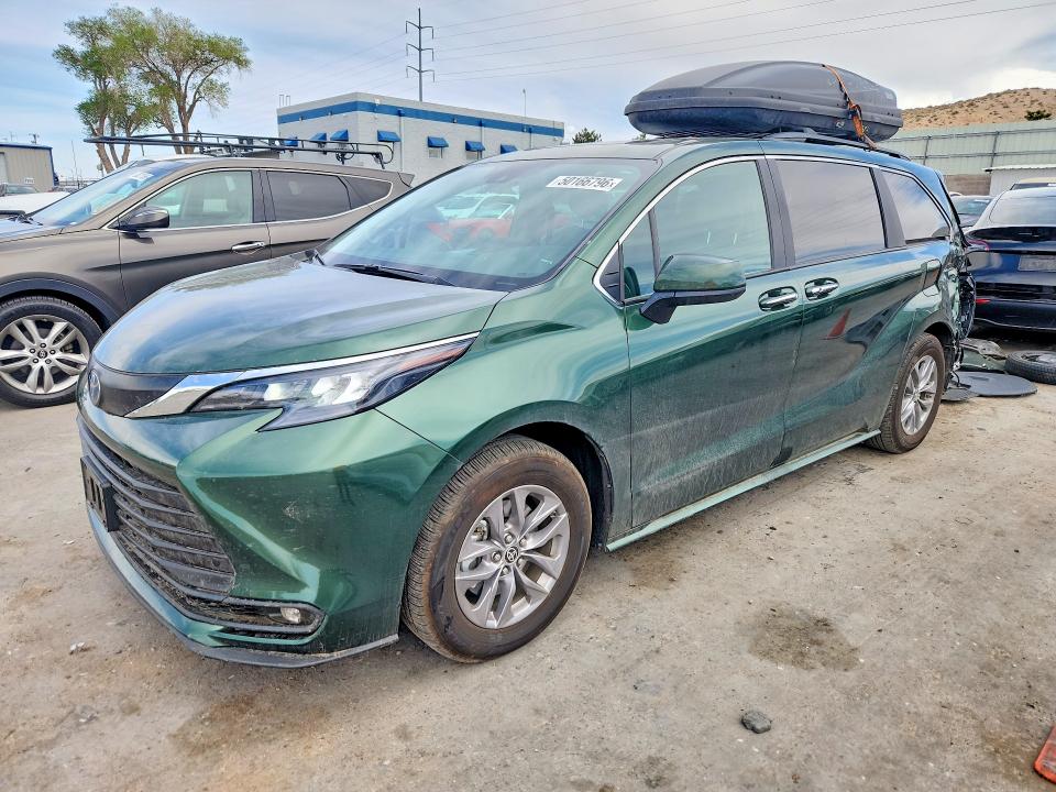 2025 TOYOTA SIENNA — VIN 5TDJRKECXSS253061