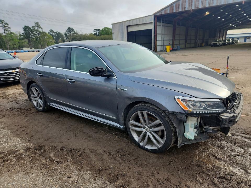 1VWDT7A36HC039015