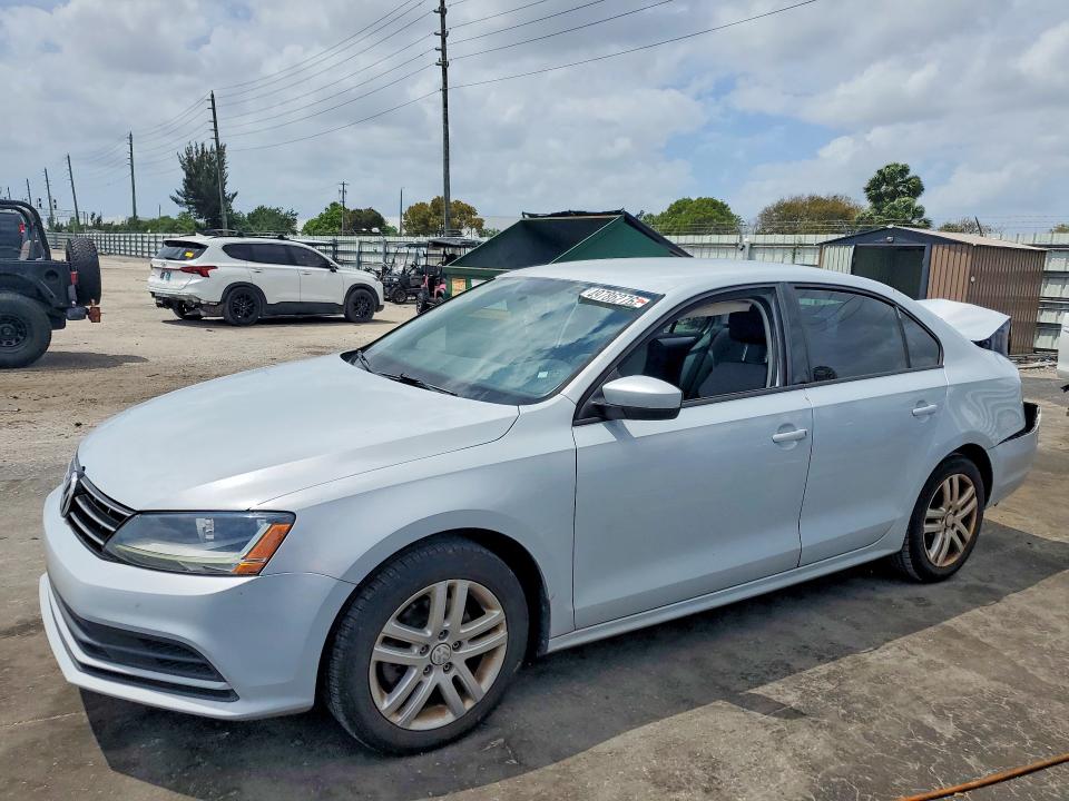 3VW2B7AJXJM260243