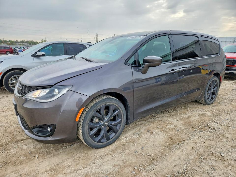 2019 CHRYSLER PACIFICA — VIN 2C4RC1FG6KR532452