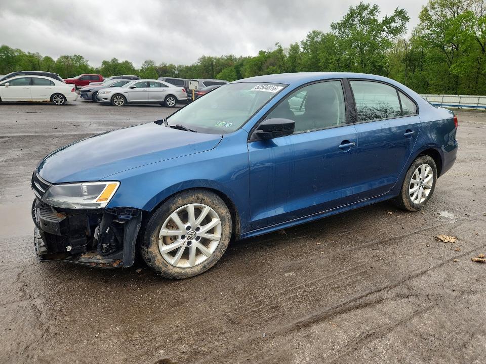 2015 VOLKSWAGEN JETTA — VIN 3VWD17AJ3FM215308
