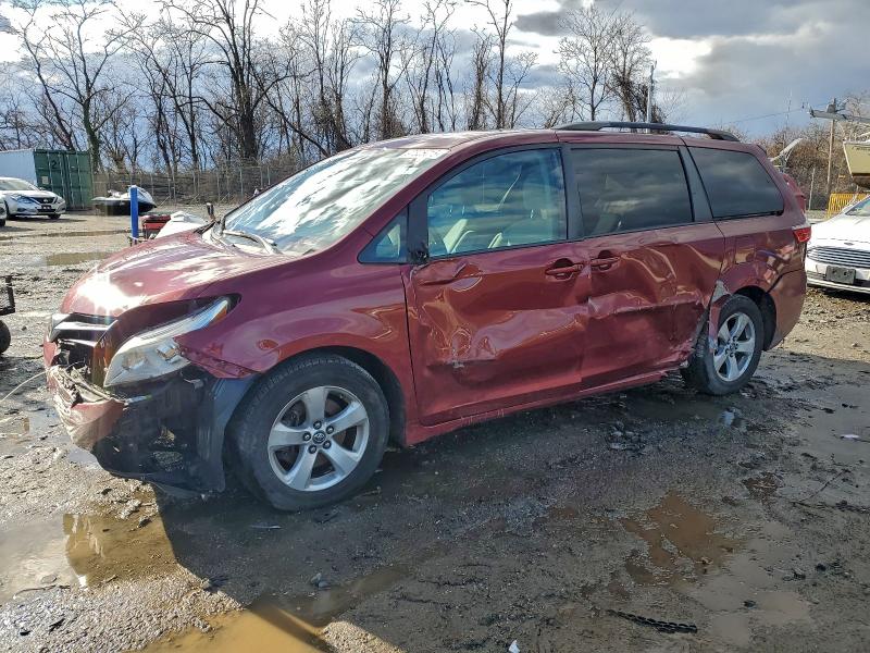 2019 TOYOTA SIENNA — VIN 5TDKZ3DC6KS979253