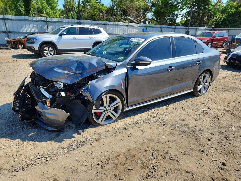 2017 VOLKSWAGEN JETTA — VIN 3VW4T7AJ8HM360373