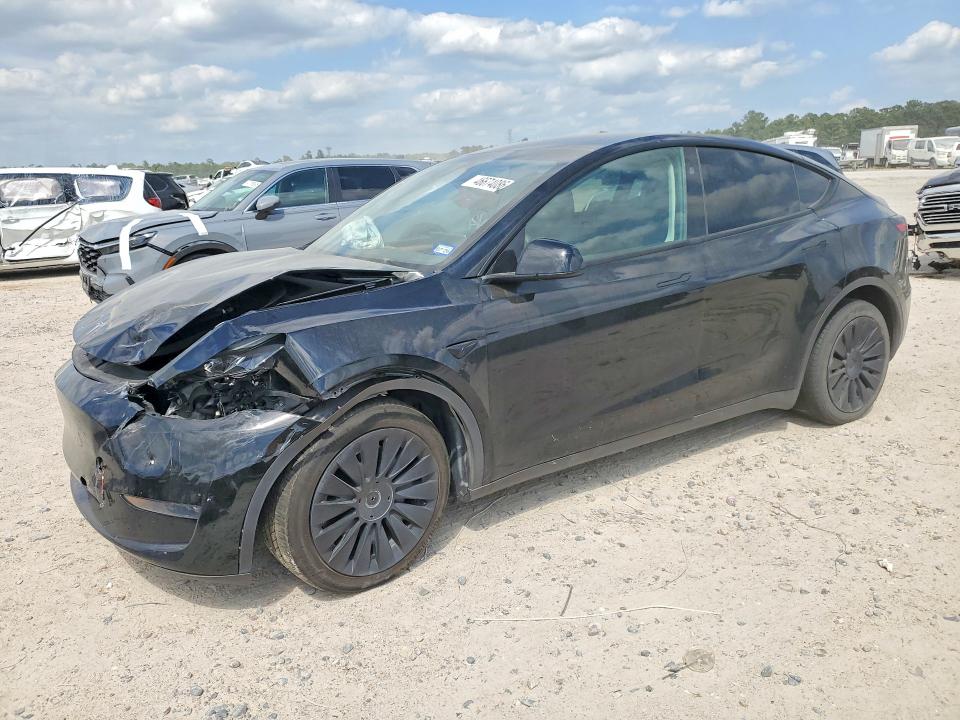2024 TESLA MODEL Y — VIN 7SAYGDEEXRA299795