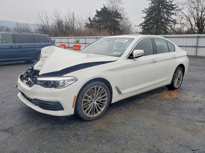 2018 BMW 530 — VIN WBAJA7C57JWC77101