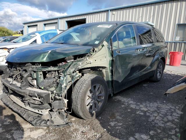 2022 TOYOTA SIENNA — VIN 5TDYRKECXNS077857