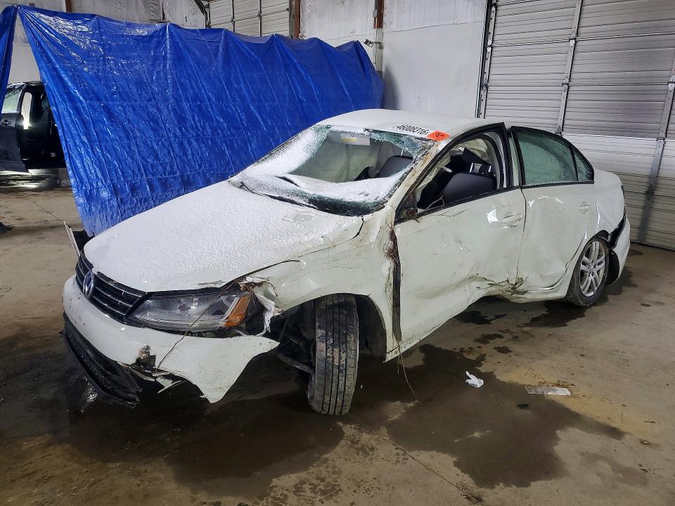 3VW2B7AJ3JM233742