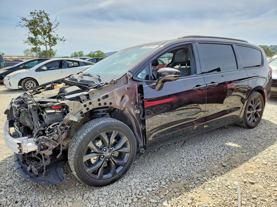 2019 CHRYSLER PACIFICA — VIN 2C4RC1GG7KR549730