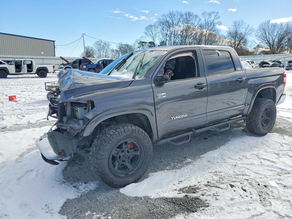 2020 TOYOTA TUNDRA — VIN 5TFDY5F14LX881479
