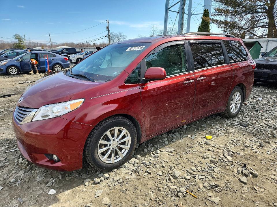 2017 TOYOTA SIENNA — VIN 5TDYZ3DC0HS792920