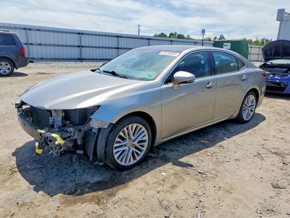 2017 LEXUS ES — VIN 58ABK1GG4HU046306