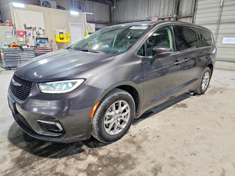 2023 CHRYSLER PACIFICA — VIN 2C4RC1BG5PR553127