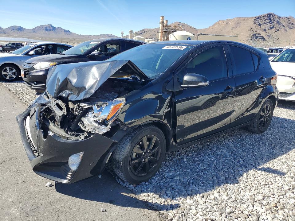2016 TOYOTA PRIUS C — VIN JTDKDTB35G1115591