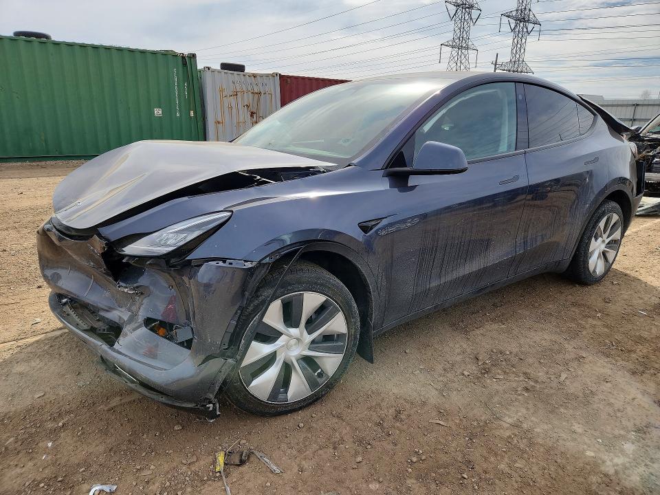 2023 TESLA MODEL Y — VIN 7SAYGDEE7PA075963