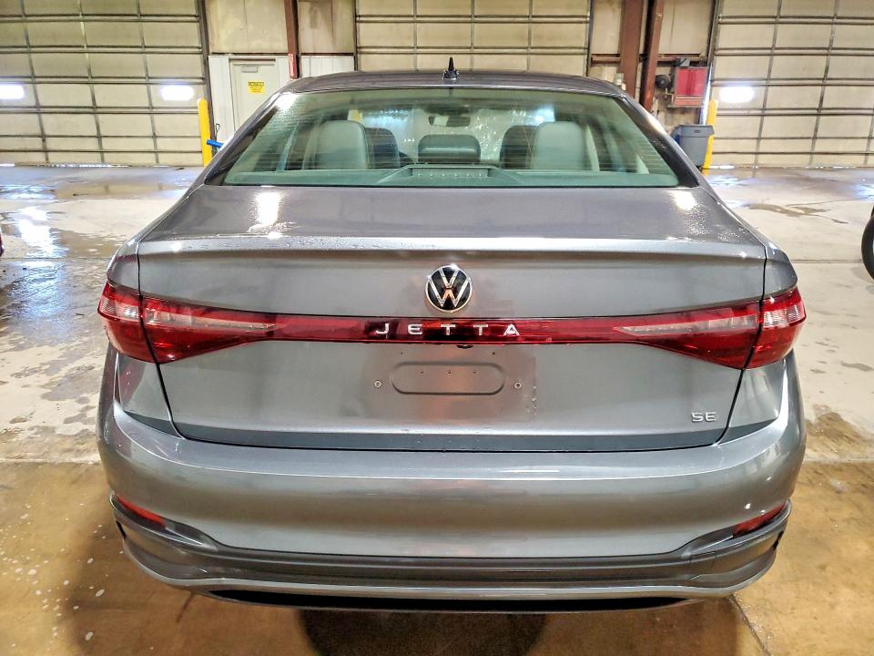 3VW7X7BU8SM010937