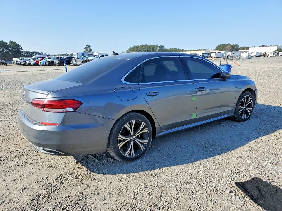 1VWSA7A31MC010111