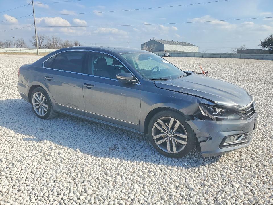 1VWGT7A31HC006873