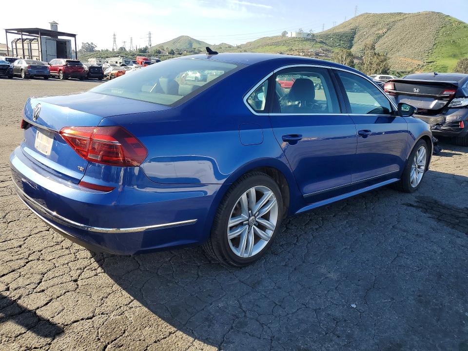 1VWGT7A37HC038971