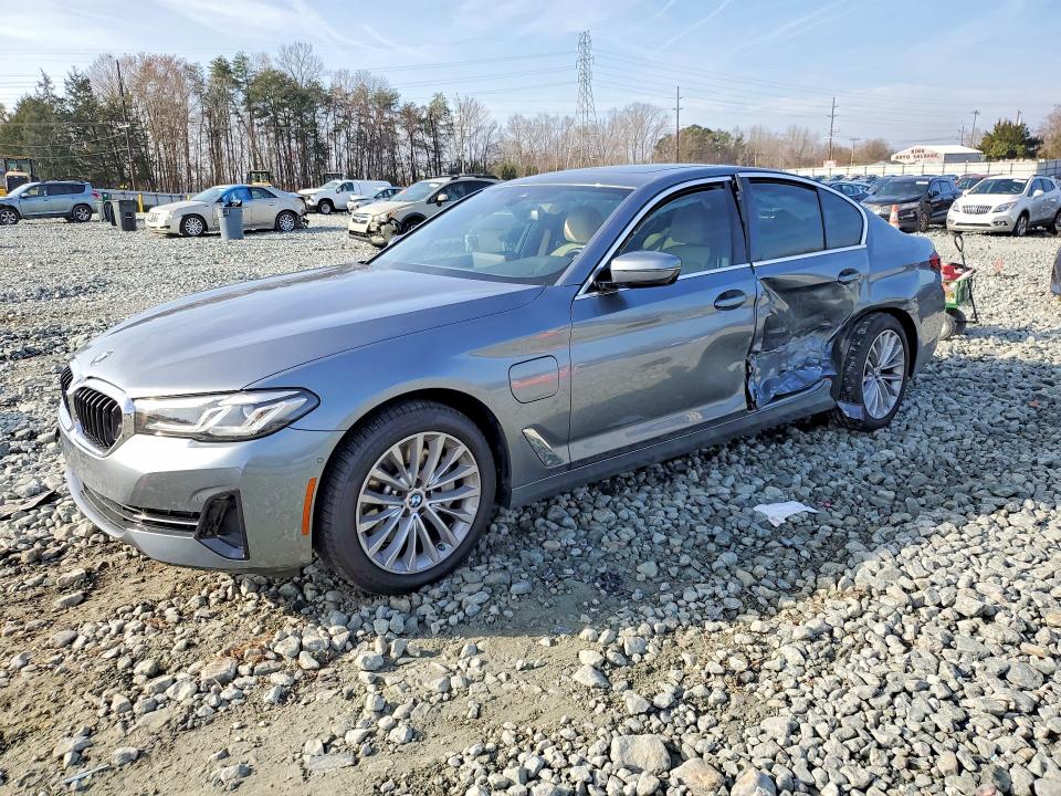 2021 BMW 530 E — VIN WBA13AG06MCG90087