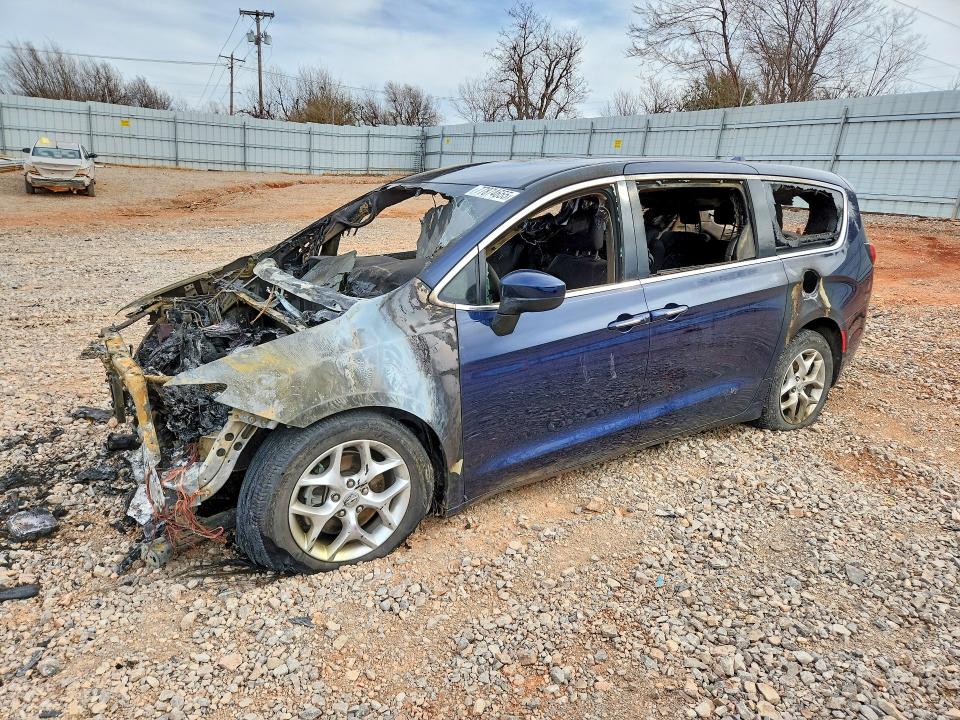 2017 CHRYSLER PACIFICA — VIN 2C4RC1BGXHR803317