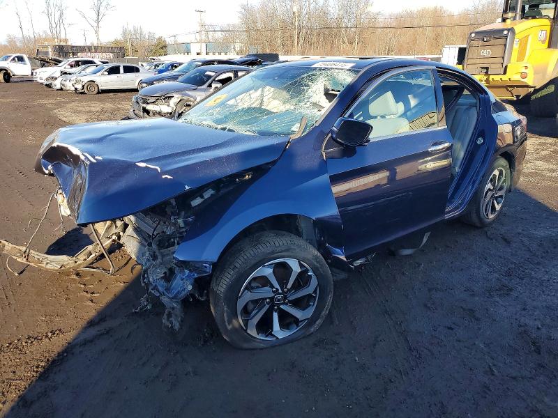 2017 HONDA ACCORD — VIN 1HGCR3F85HA044231