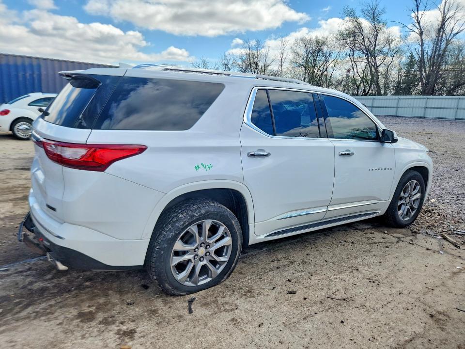 1GNEVJKW5JJ230781