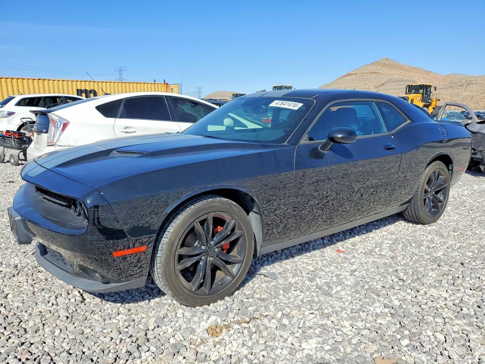 2016 DODGE CHALLENGER — VIN 2C3CDZAG6GH256008