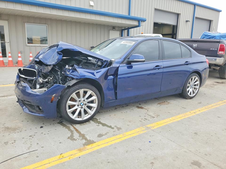 2018 BMW 320 — VIN WBA8A3C59JA494375