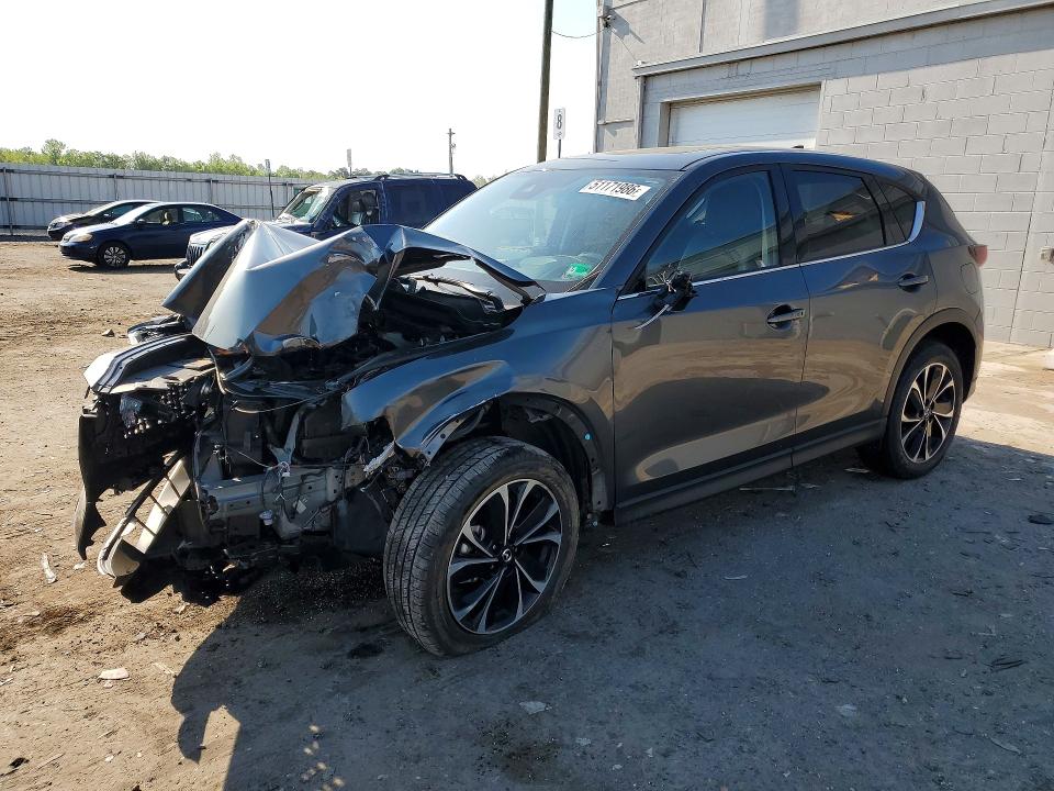 2022 MAZDA CX-5 — VIN JM3KFBEM1N1609203
