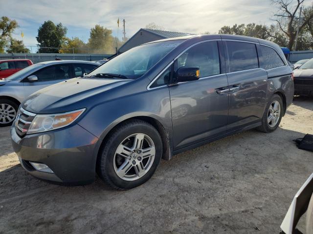 2011 HONDA ODYSSEY TO — VIN 5FNRL5H9XBB093807