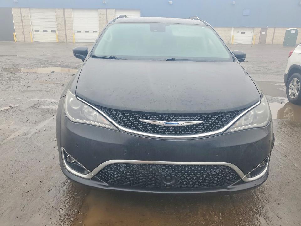 2C4RC1EG2HR517649
