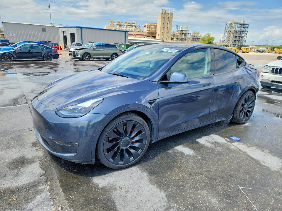 2022 TESLA MODEL Y — VIN 7SAYGDEF7NF515446
