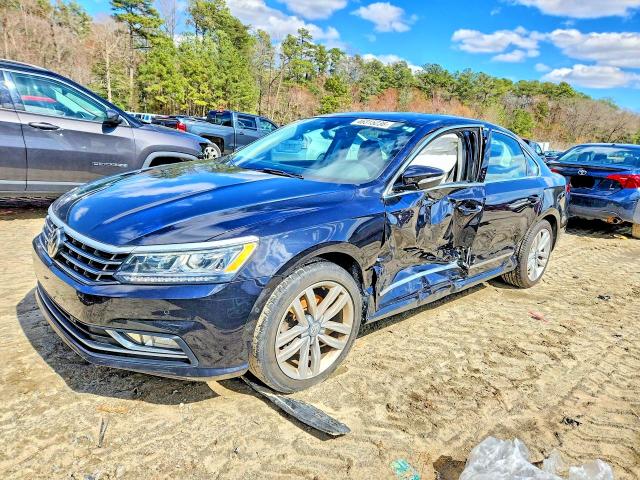 2017 VOLKSWAGEN PASSAT — VIN 1VWCT7A36HC083186