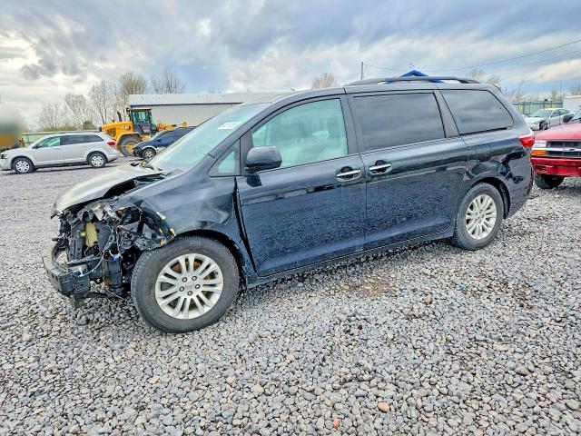2015 TOYOTA SIENNA — VIN 5TDYK3DC4FS546535