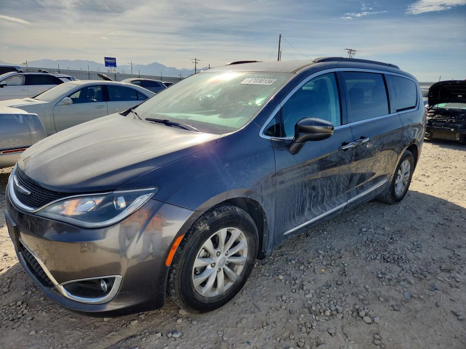 2017 CHRYSLER PACIFICA — VIN 2C4RC1BG2HR642297