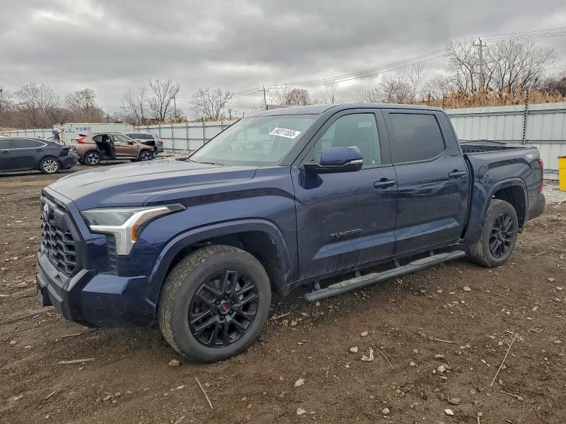 2022 TOYOTA TUNDRA CRE — VIN 5TFLA5DB9NX041051