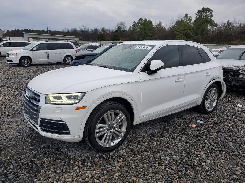 2018 AUDI Q5 — VIN WA1BNAFY8J2080001