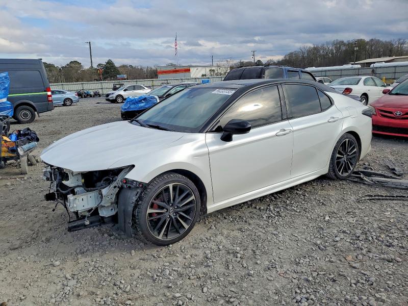 2020 TOYOTA CAMRY XSE — VIN 4T1K61AK1LU899733