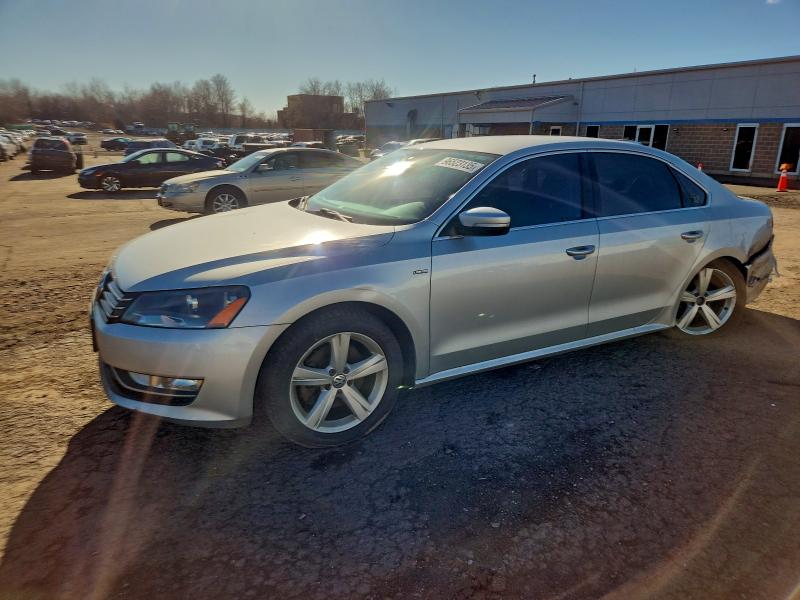 2015 VOLKSWAGEN PASSAT S — VIN 1VWAT7A32FC114504