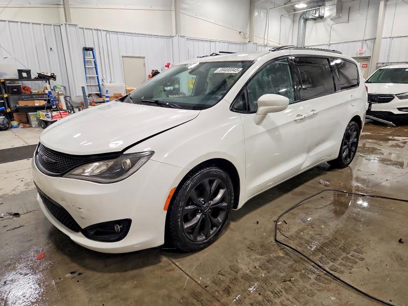 2018 CHRYSLER PACIFICA — VIN 2C4RC1EG4JR260998