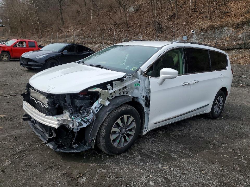 2020 CHRYSLER PACIFICA — VIN 2C4RC1EG0LR143115