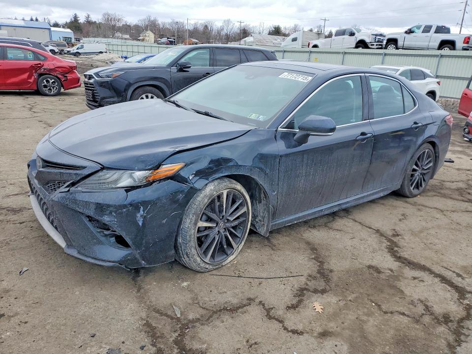 2018 TOYOTA CAMRY XSE — VIN 4T1B61HK2JU506647