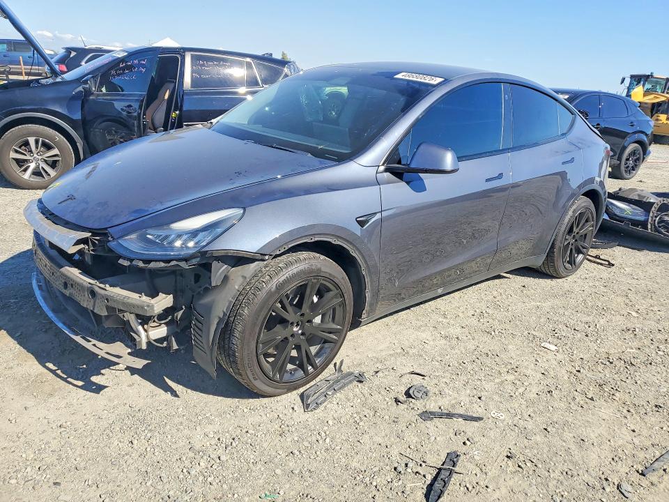 2021 TESLA MODEL Y — VIN 5YJYGDEE2MF096943