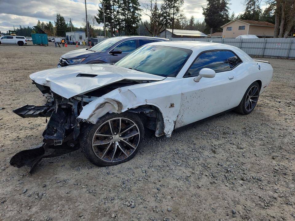 2016 DODGE CHALLENGER — VIN 2C3CDZFJ9GH240387