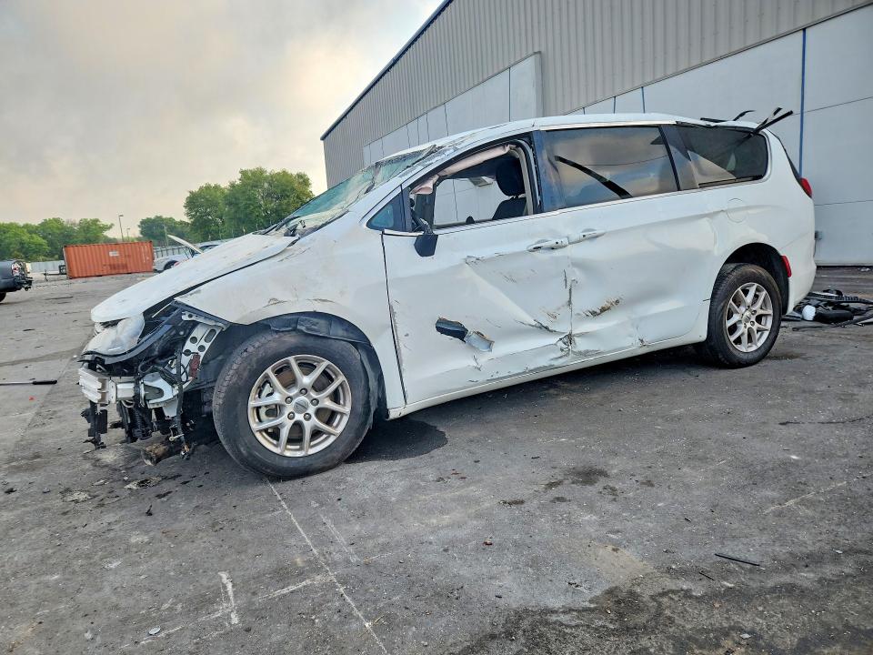 2022 CHRYSLER VOYAGER — VIN 2C4RC1CG4NR203791