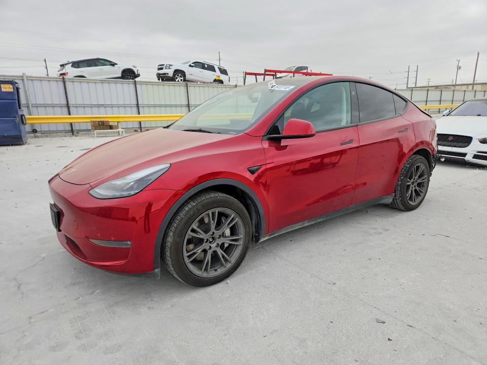 2025 TESLA MODEL Y — VIN 7SAYGDEE0SA351845