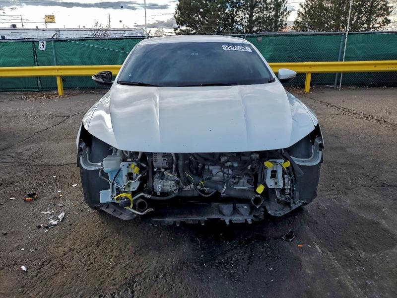 1VWDT7A33HC045516