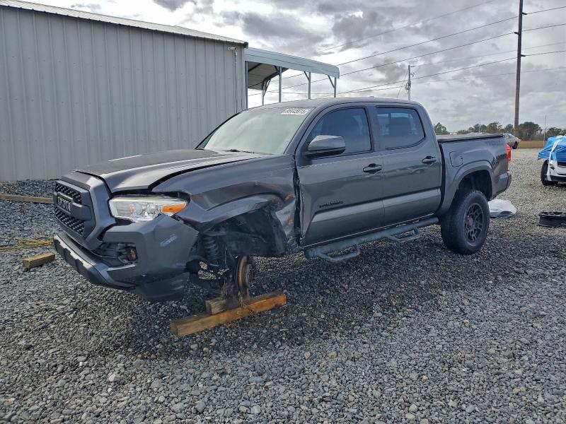 2017 TOYOTA TACOMA DOU — VIN 5TFAX5GN5HX102816