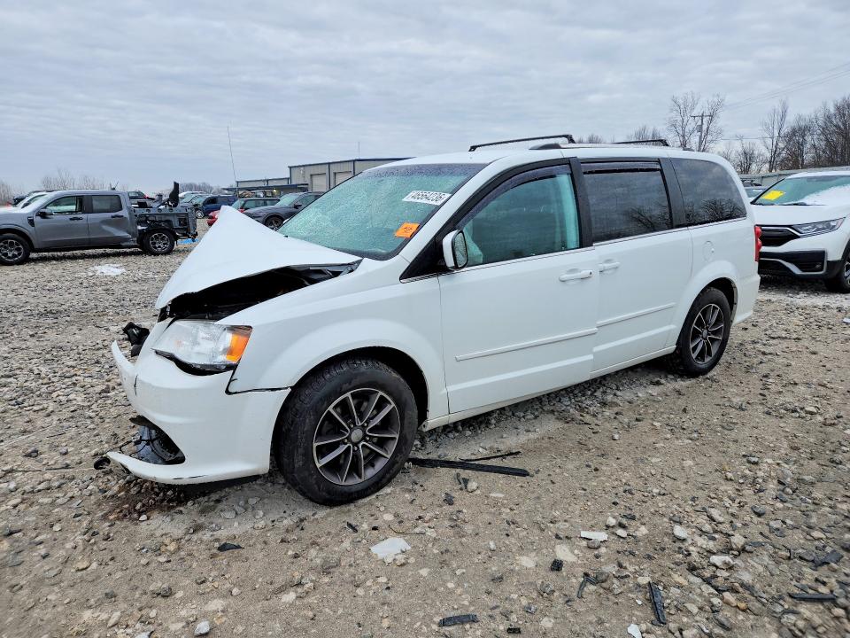 2017 DODGE GRAND CARAVAN — VIN 2C4RDGCG4HR755067