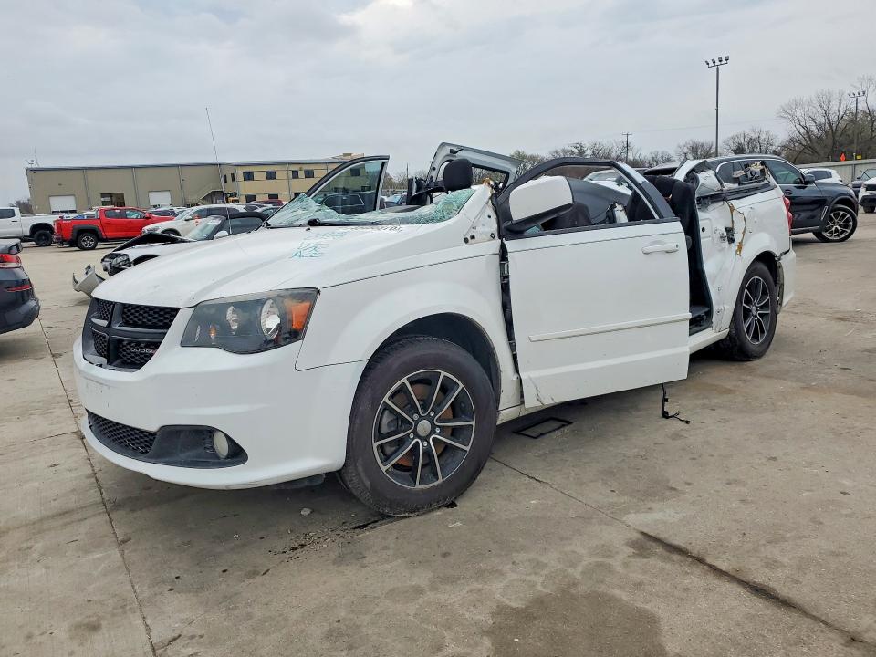 2015 DODGE GRAND CARAVAN — VIN 2C4RDGCG1FR570469